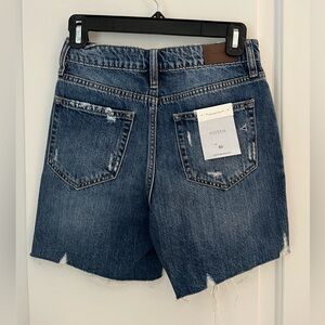 Hidden Sofia Mom Shorts – Small – New with Tags!